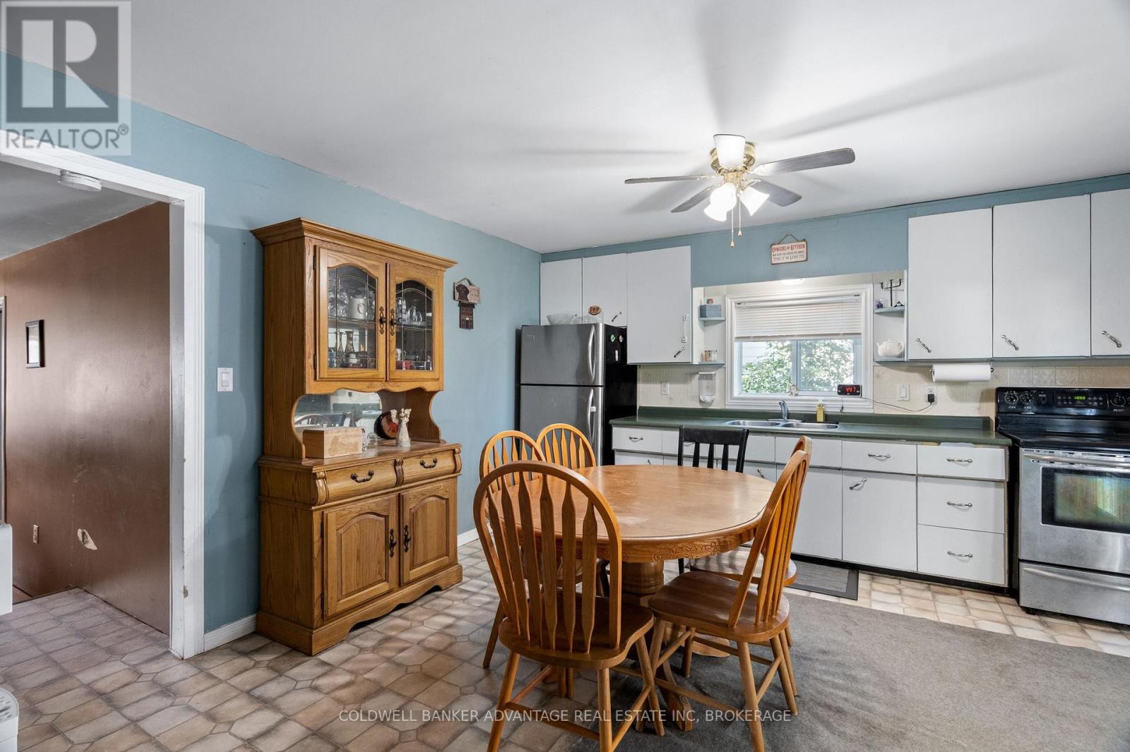 16 Achilles Avenue — photo 18