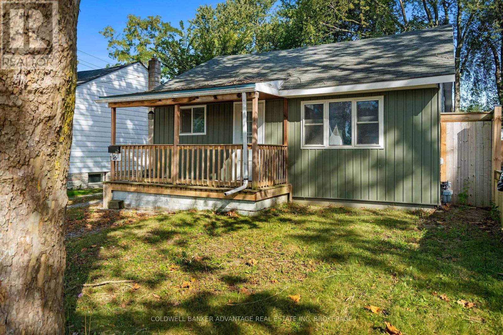 16 ACHILLES AVENUE - 4