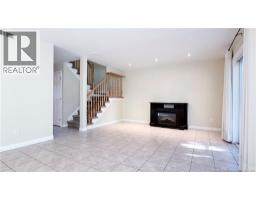 Foyer - 100 Firmin Crescent, Dieppe, NB E1A8G2 Photo 13