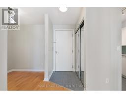 938 - 111 Elizabeth Street, Toronto, ON M5G1P7 Photo 10