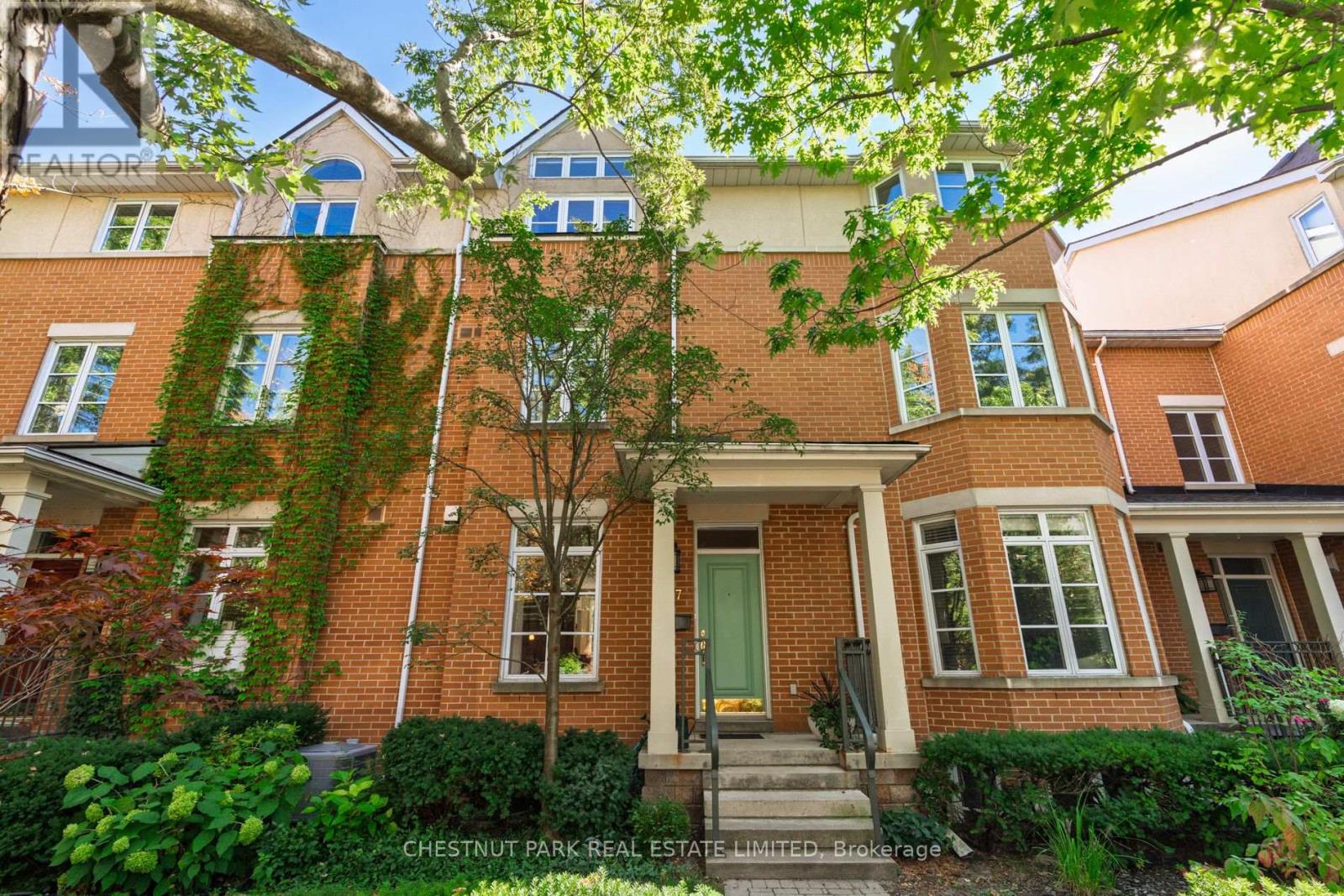 47 SHAFTESBURY AVENUE - 2