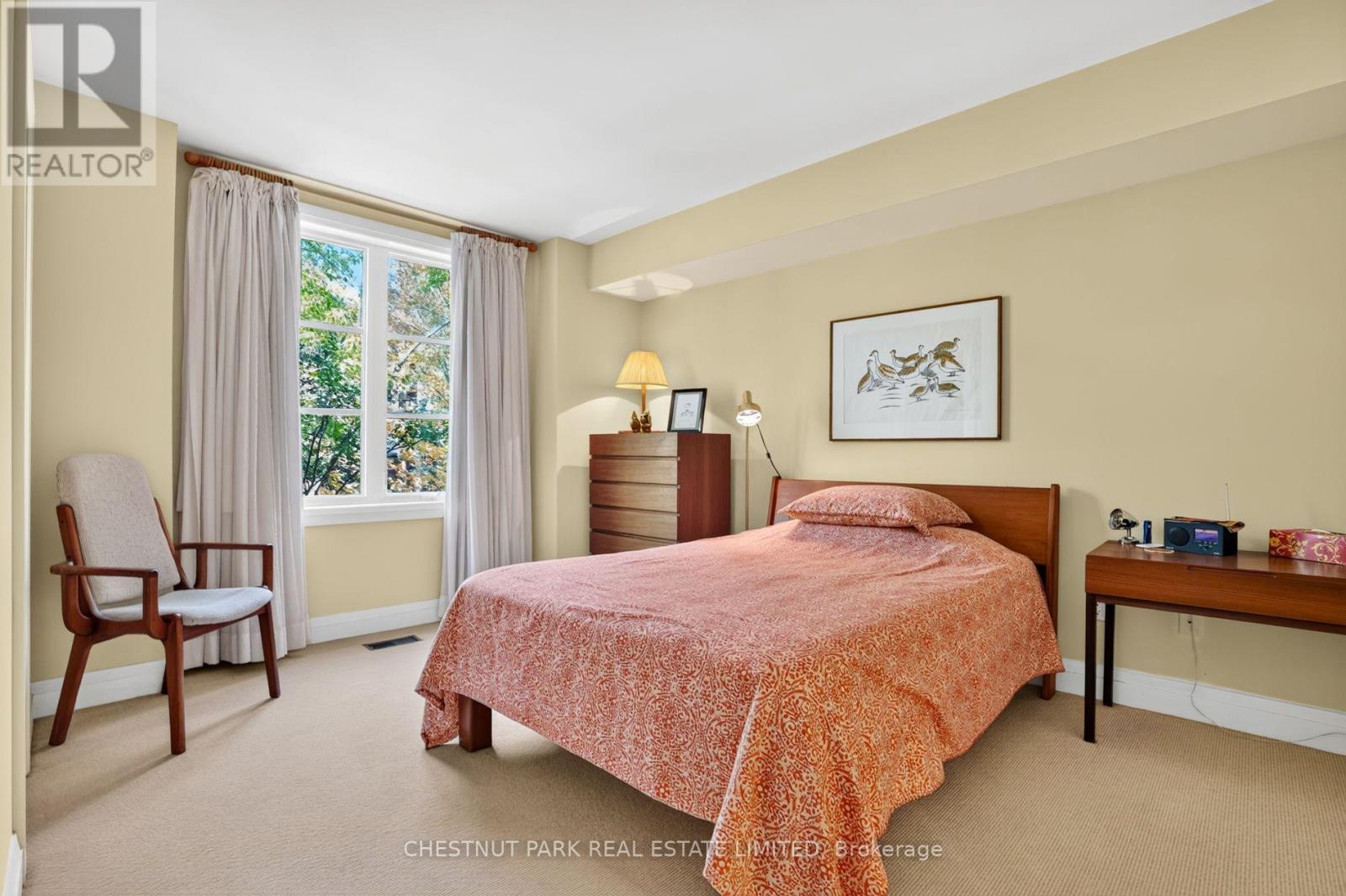 47 SHAFTESBURY AVENUE - 20