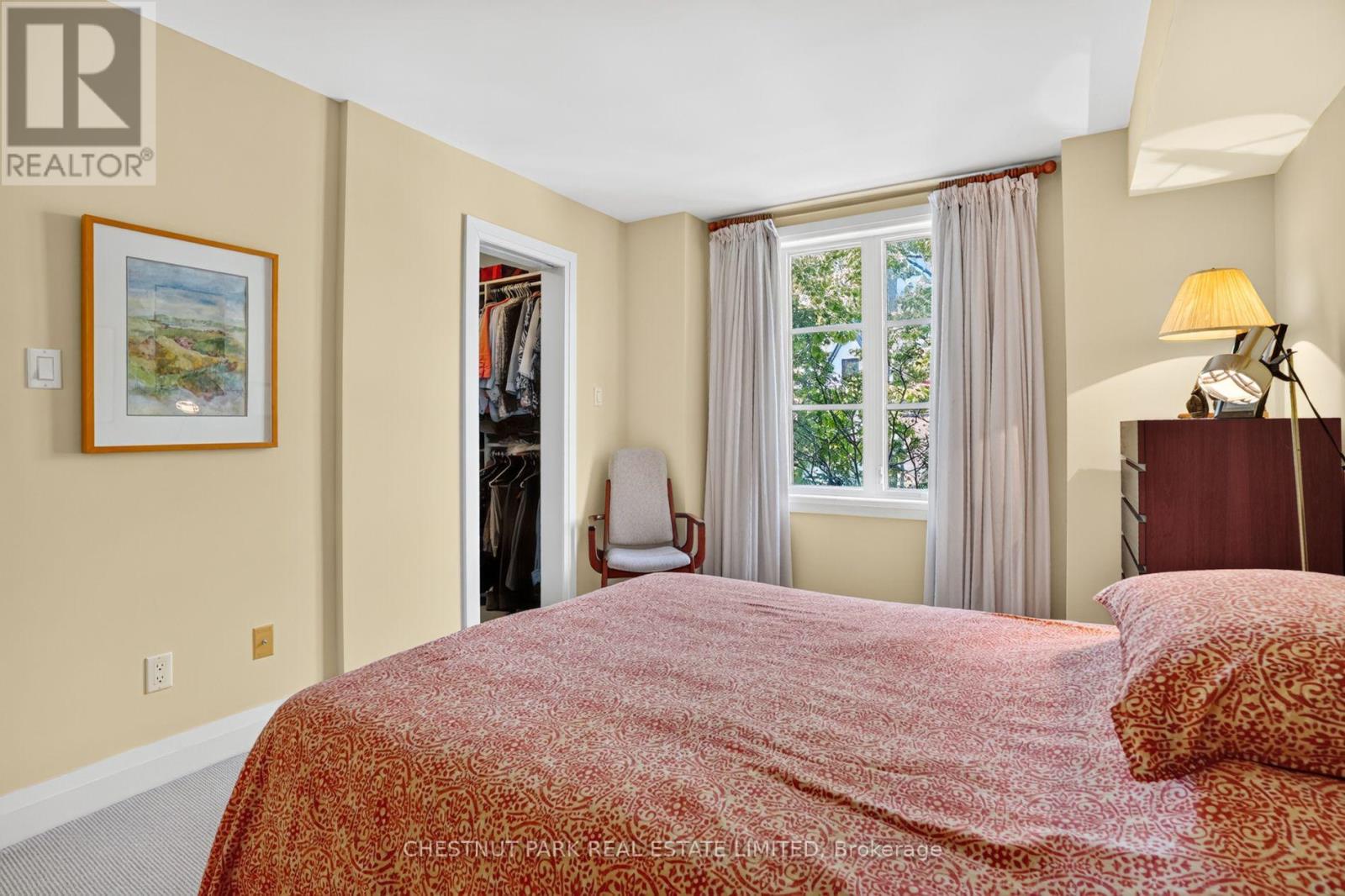 47 SHAFTESBURY AVENUE - 21