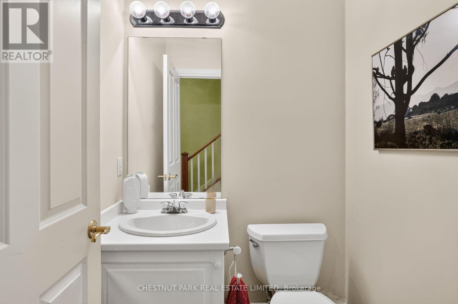 47 SHAFTESBURY AVENUE - 37