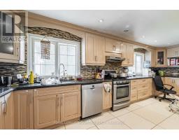 Kitchen - 50 Collard Drive, King, ON L0G1K0 Photo 9