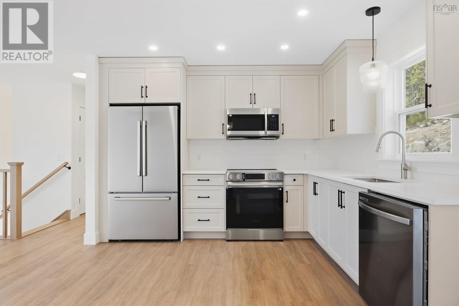 120 Deeridge Road - 21