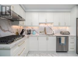 1246 Old Oak Drive, Oakville, ON L6M3K6 Photo 13