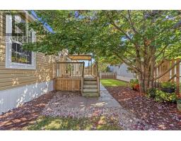 549 Thorn Avenue, Beaver Bank, NS B4E1P8 Photo 32