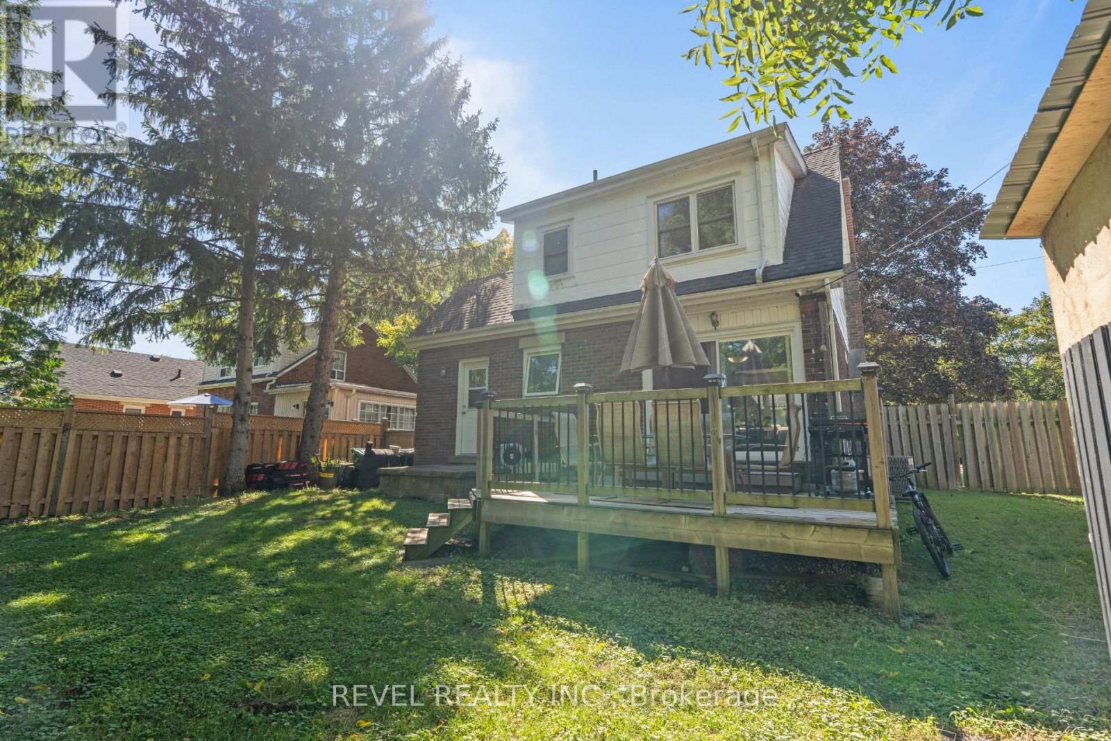 33 MIDDLETON STREET - 35