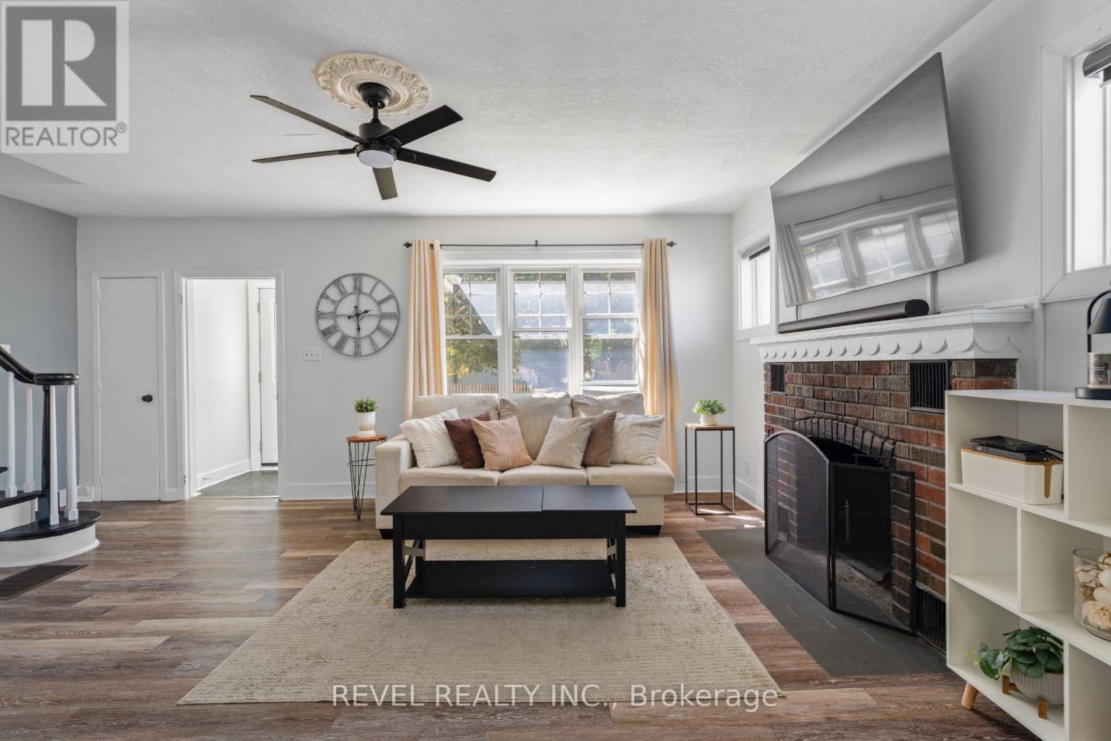 33 MIDDLETON STREET - 8