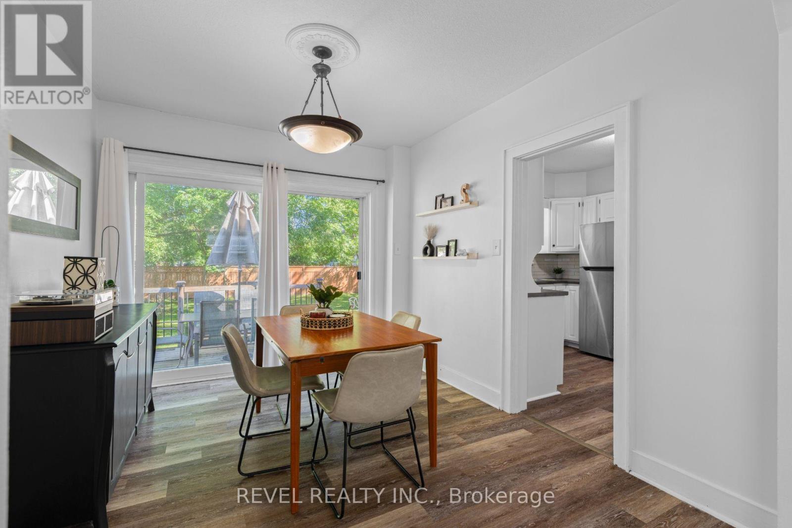 33 MIDDLETON STREET - 9