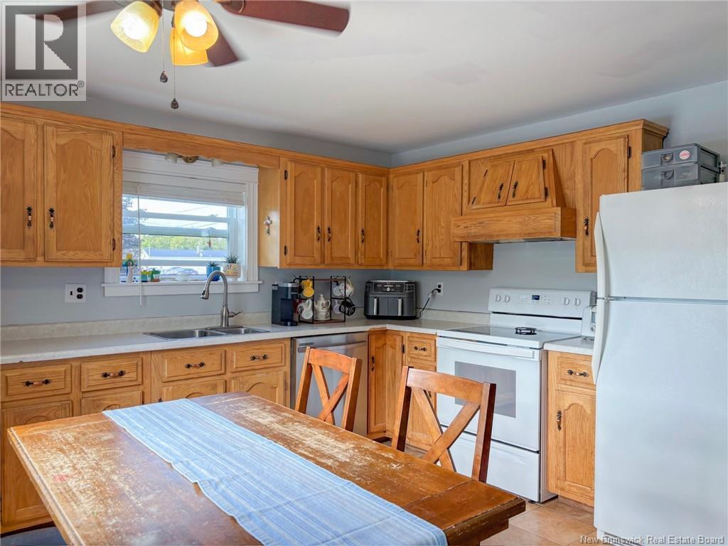 835 Central Street - Image 16