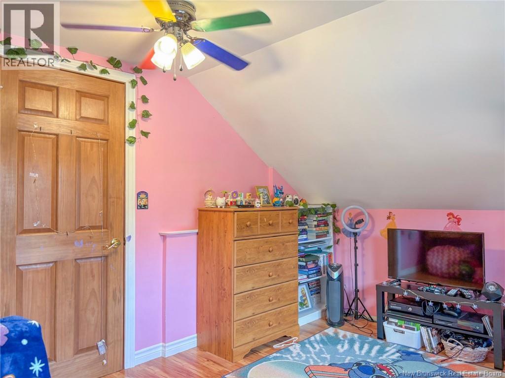 835 Central Street - 30