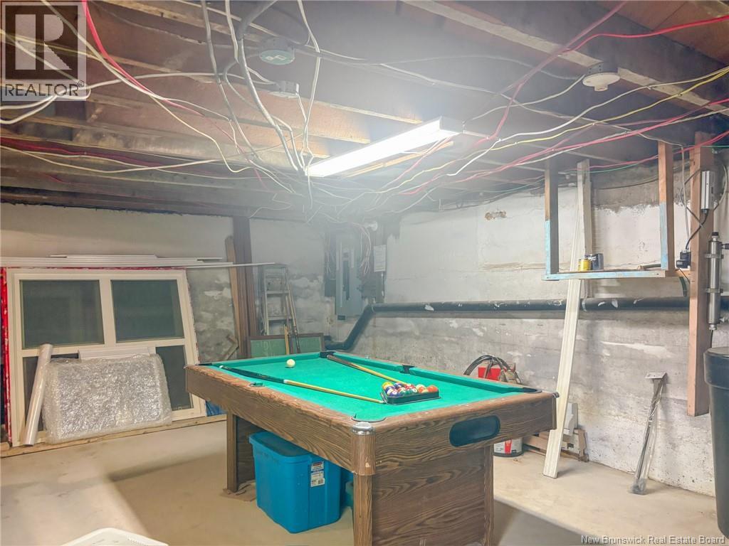 835 Central Street - 34