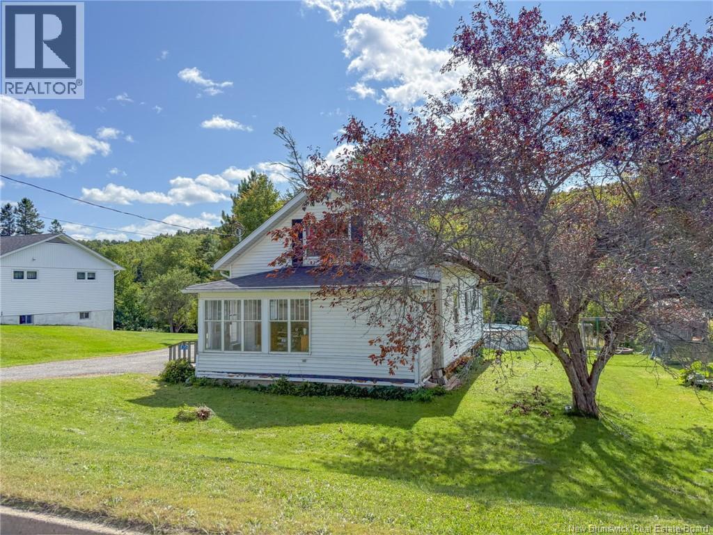 835 Central Street - 37