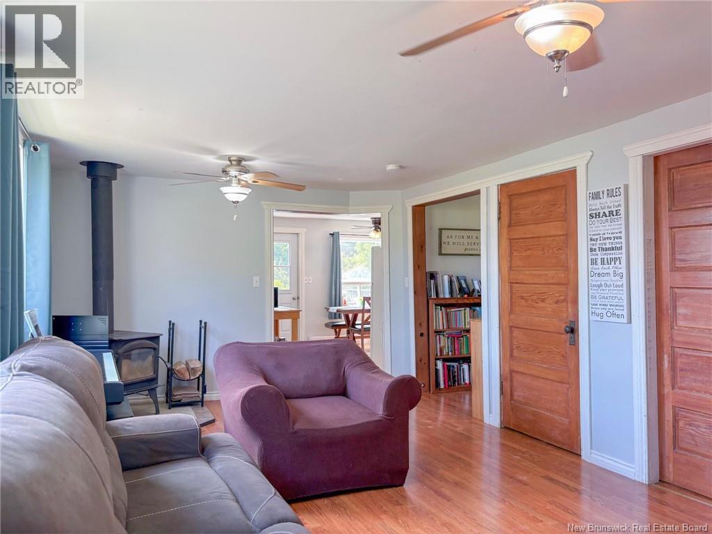 835 Central Street - 12