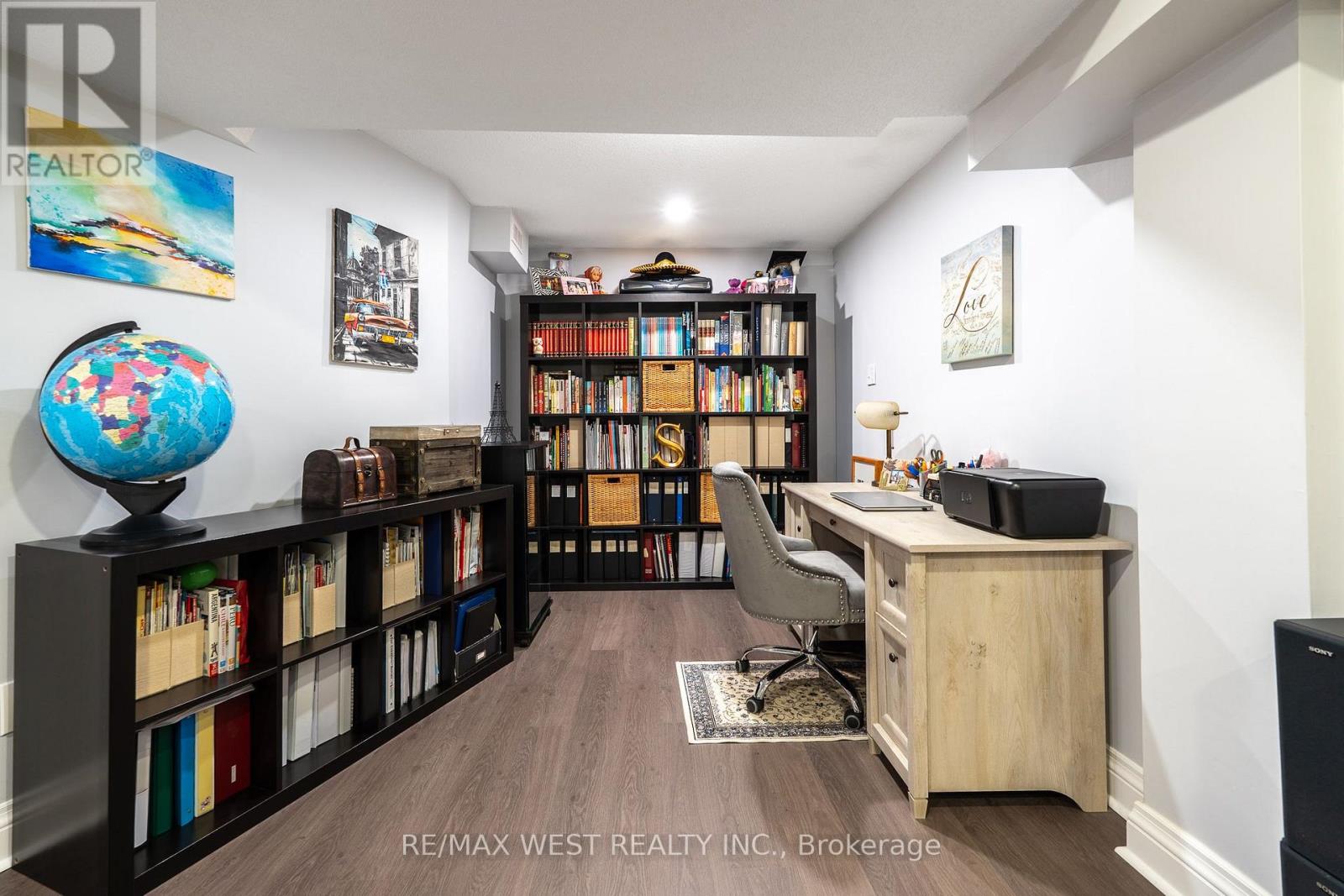 1246 OLD OAK DRIVE - Image 33