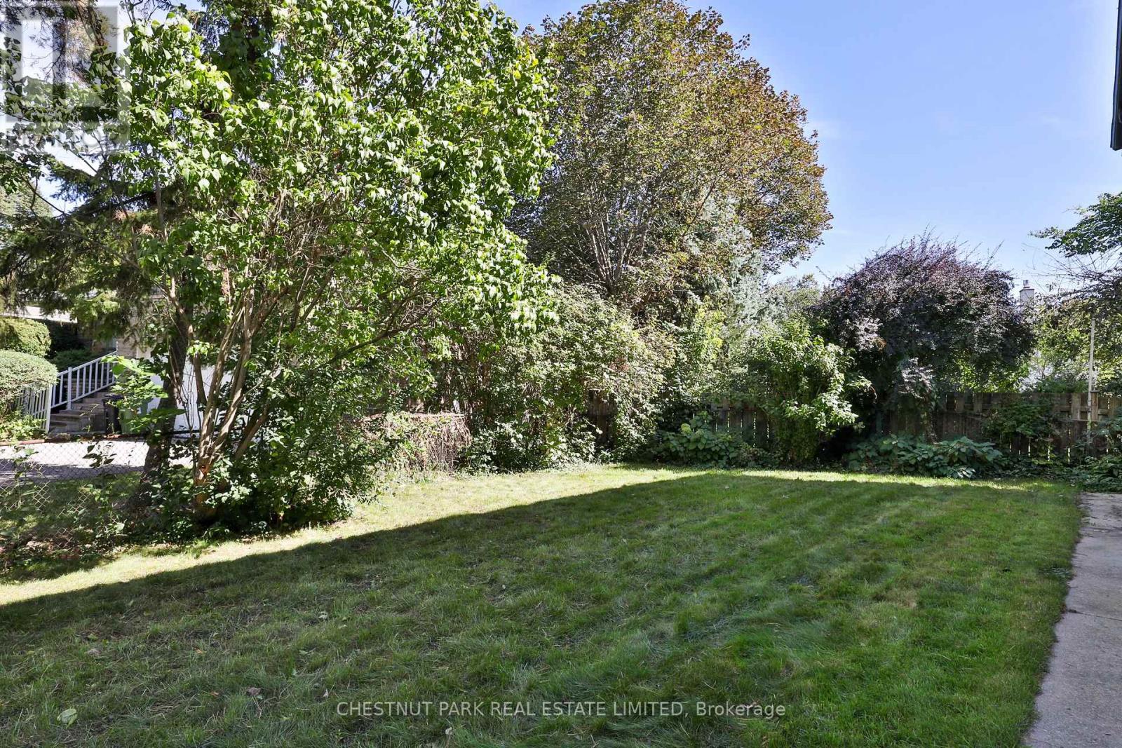 2 Allview Crescent, Toronto, ON photo 30