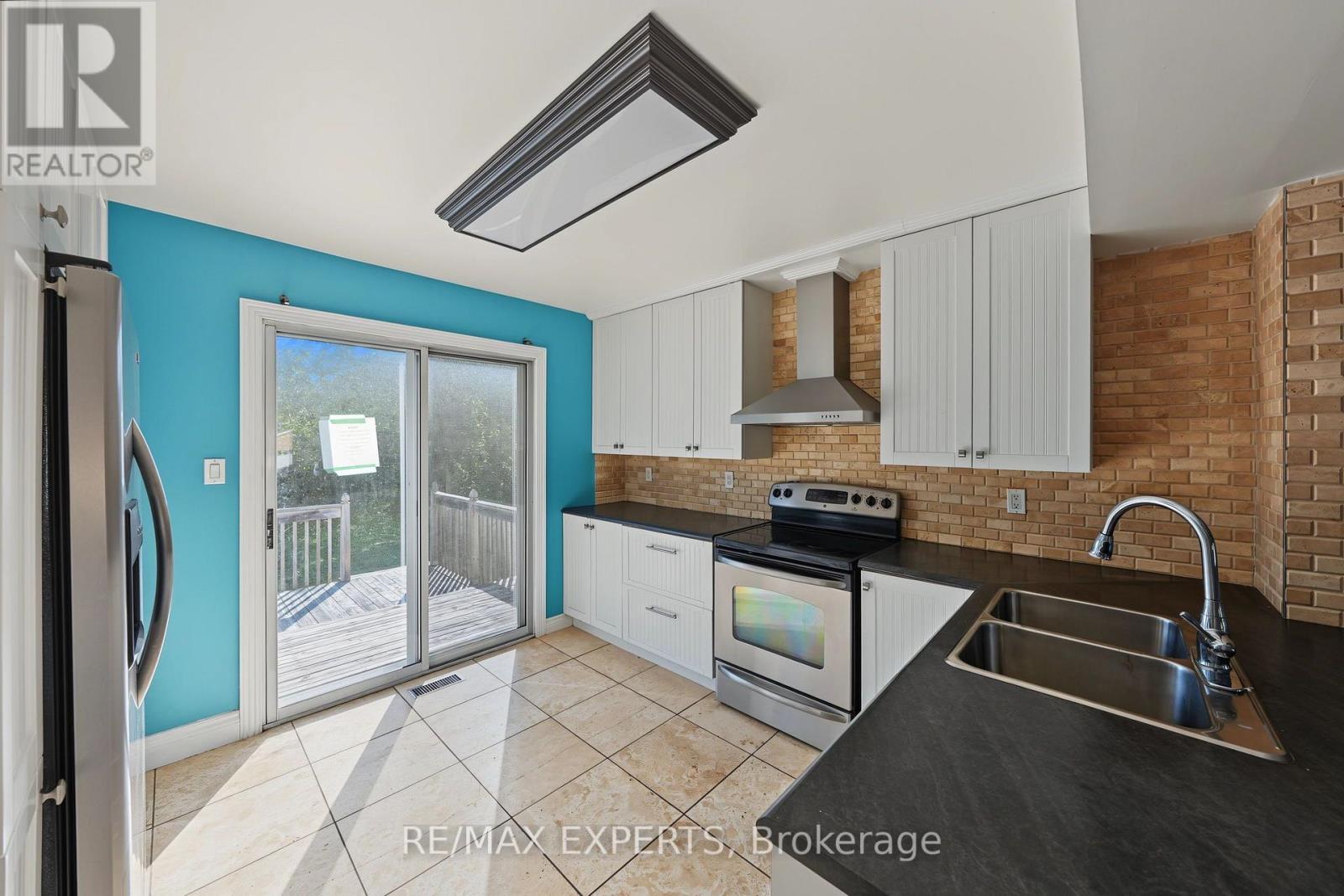 97 CECIL STREET - 9