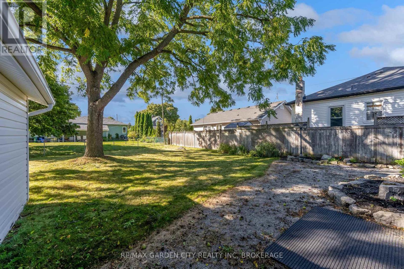 4 MANOR ROAD - Image 22