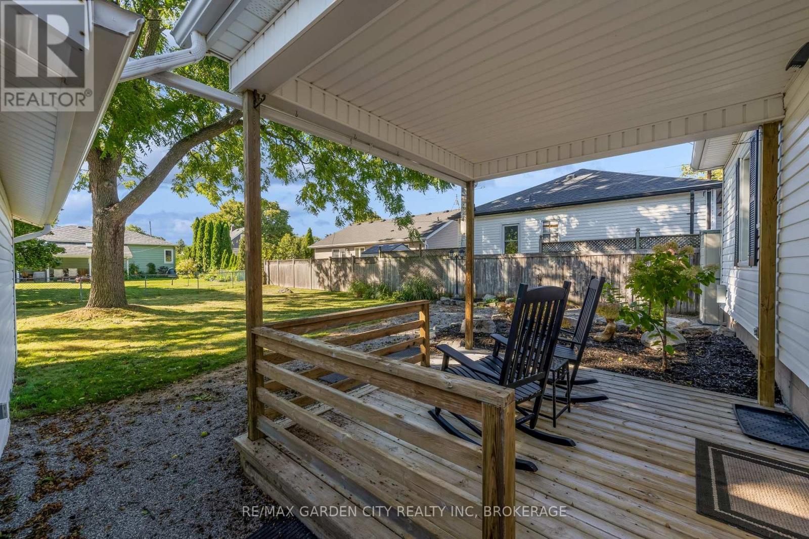 4 MANOR ROAD - Image 23