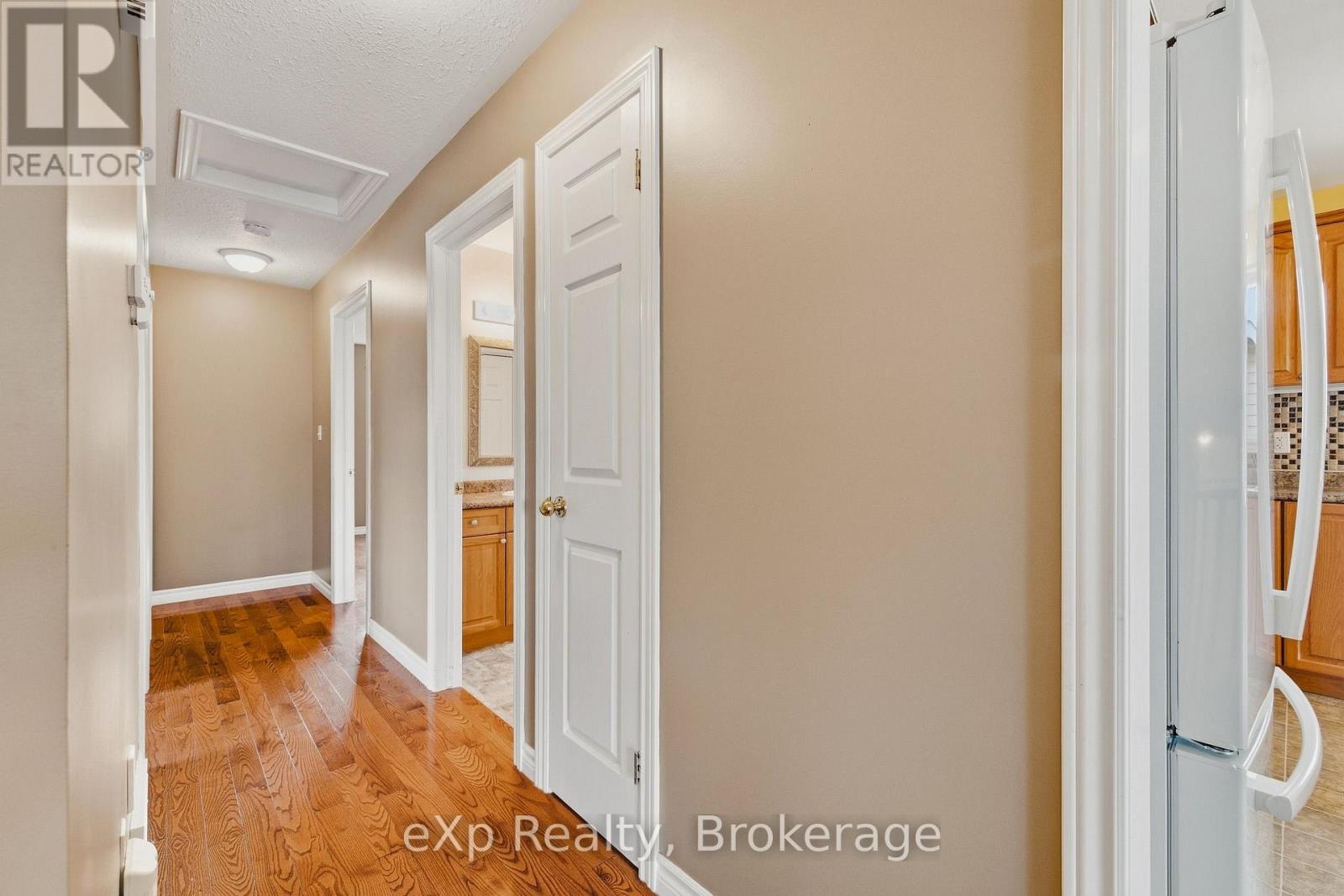 235 KENZIE ROAD - 16