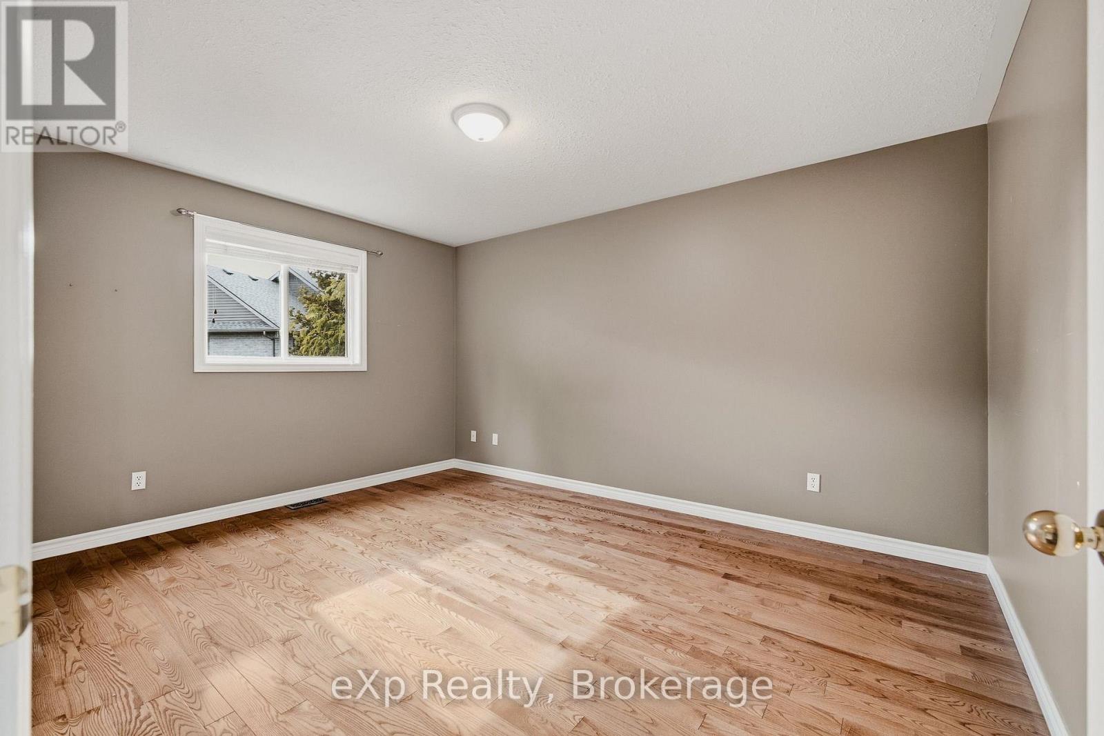 235 KENZIE ROAD - 20