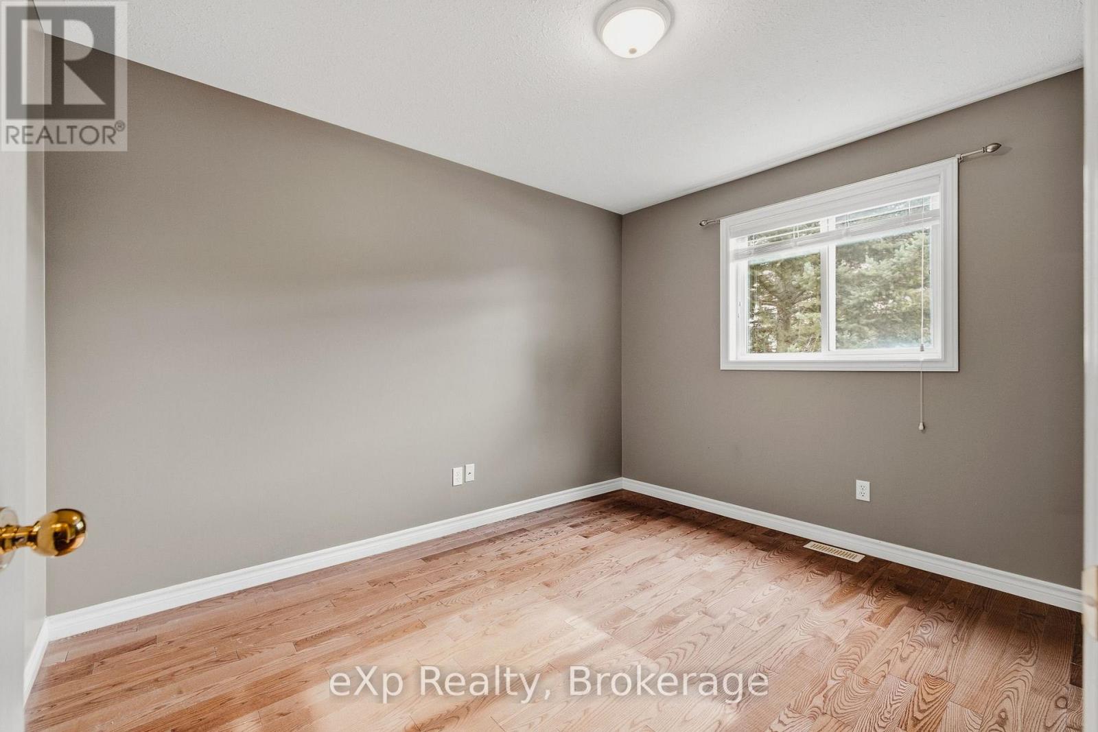 235 KENZIE ROAD - 21