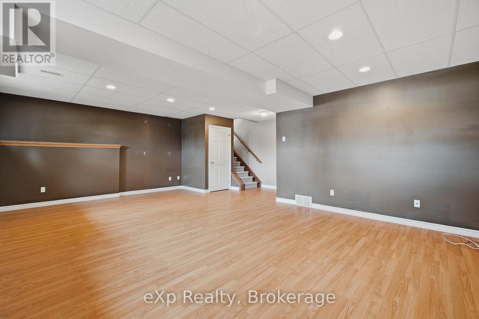 235 KENZIE ROAD - Image 23