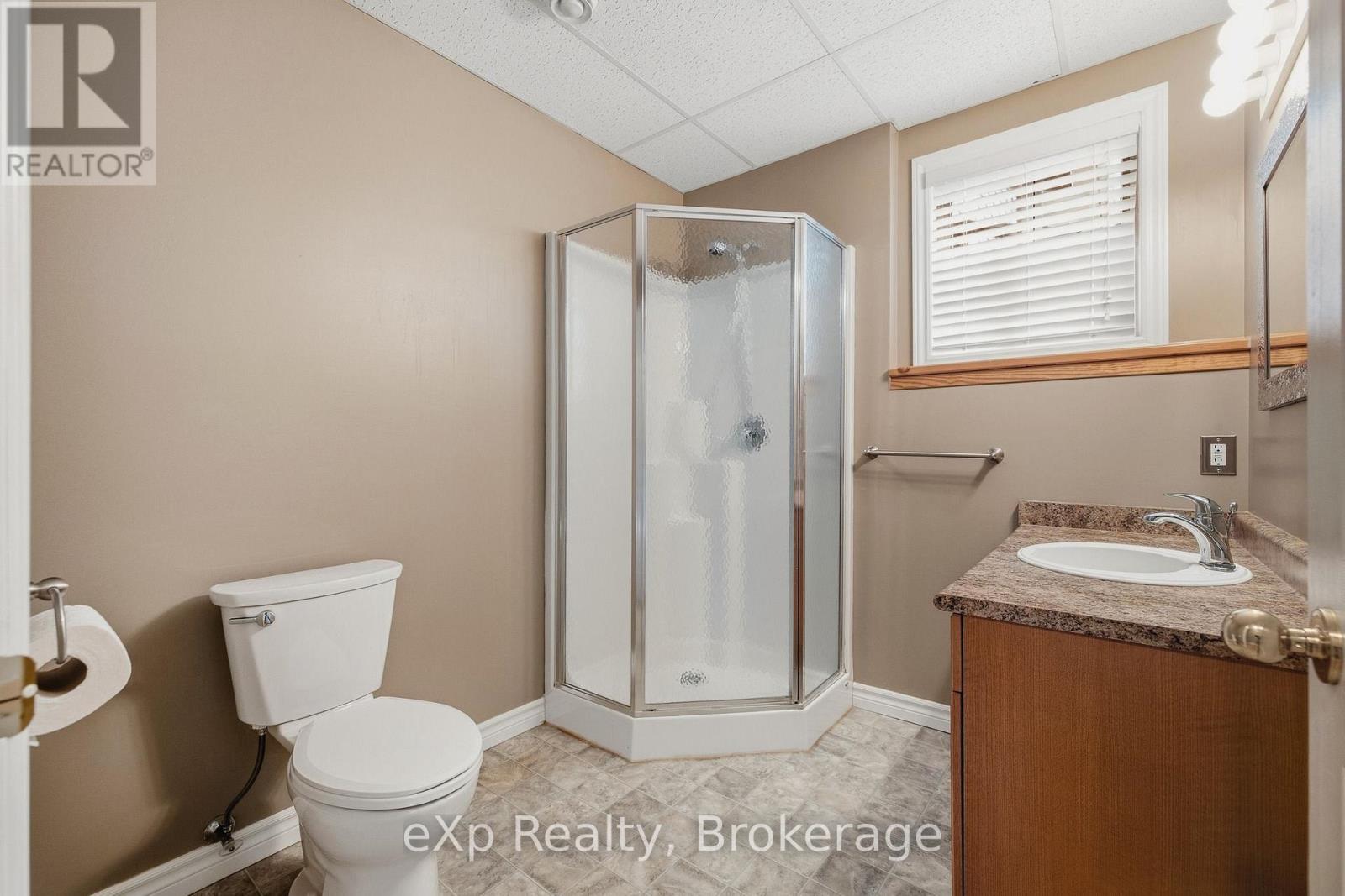 235 KENZIE ROAD - 25