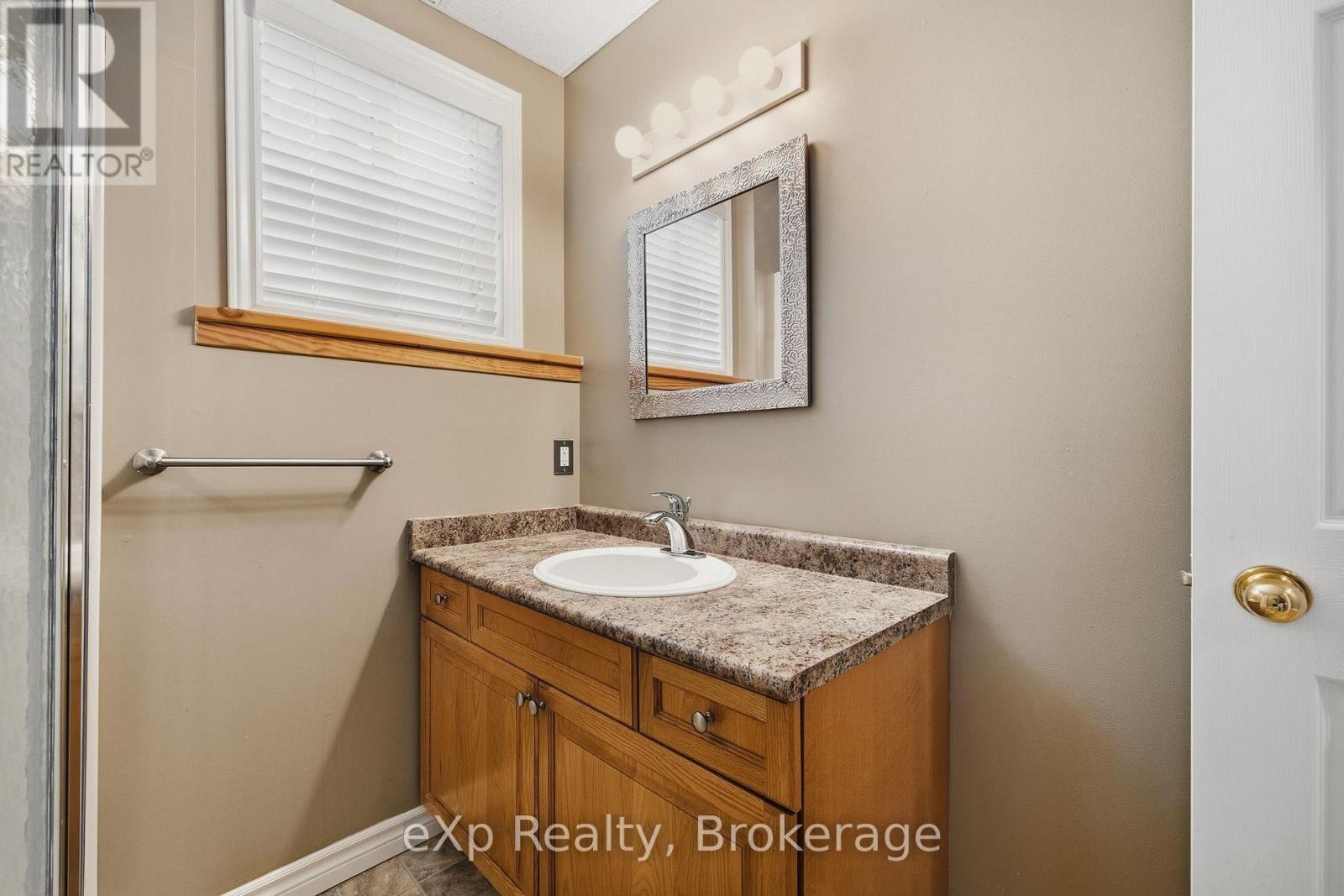 235 KENZIE ROAD - Image 26
