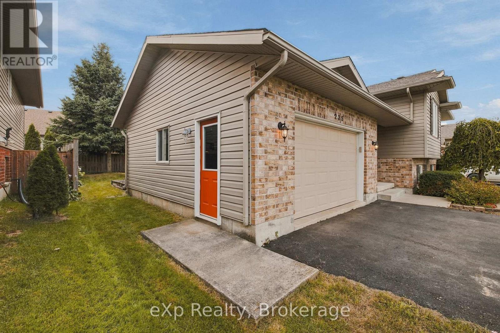 235 KENZIE ROAD - 29