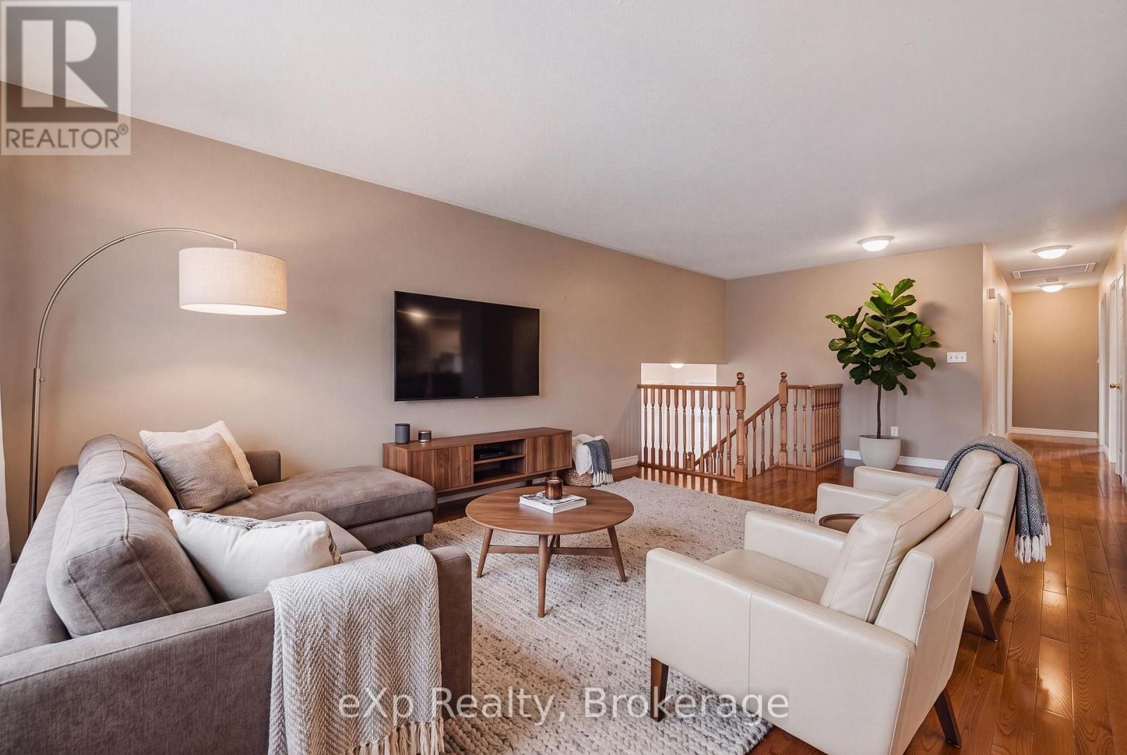 235 KENZIE ROAD - 5