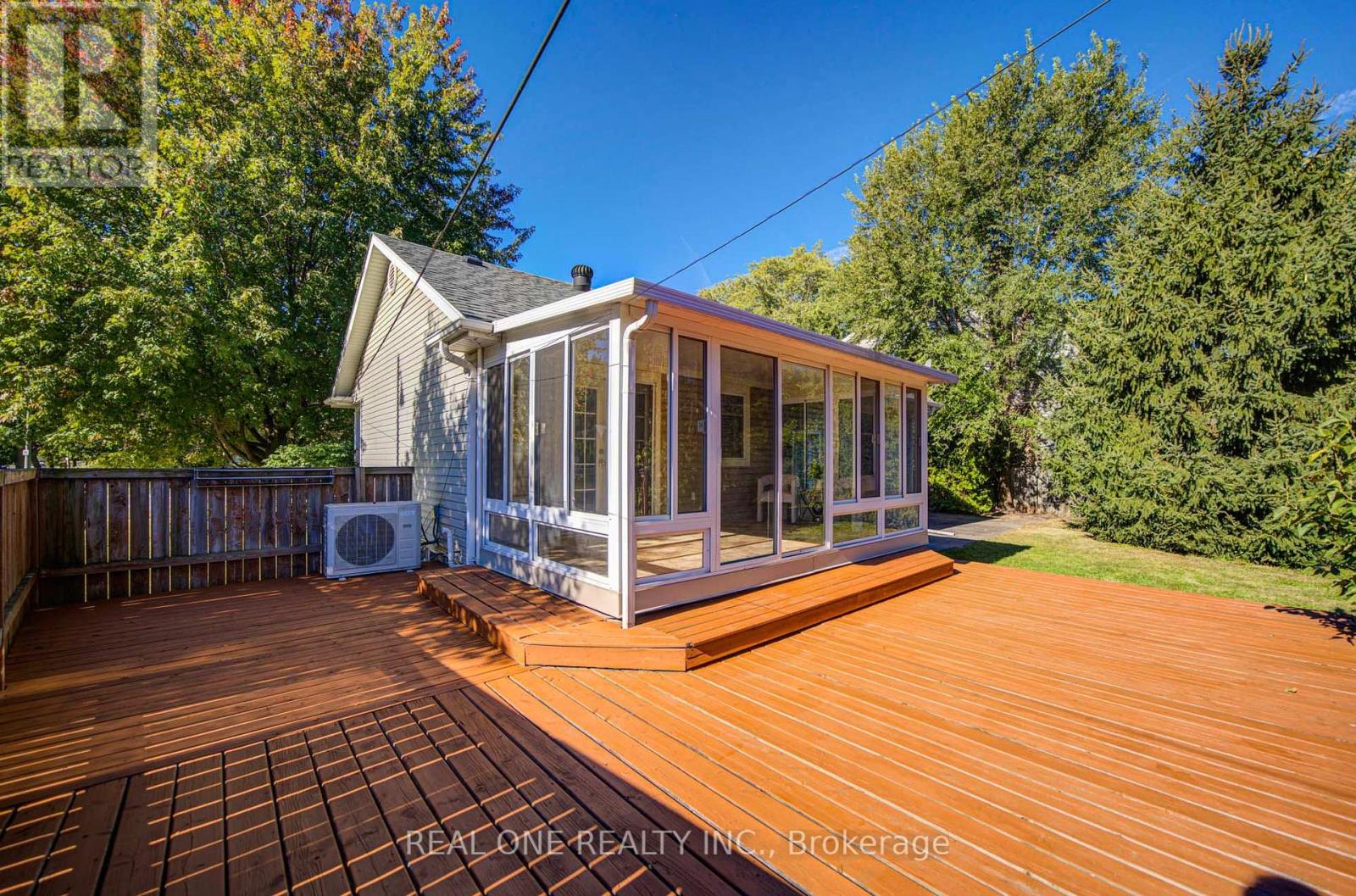 1099 KENT AVENUE - Image 48