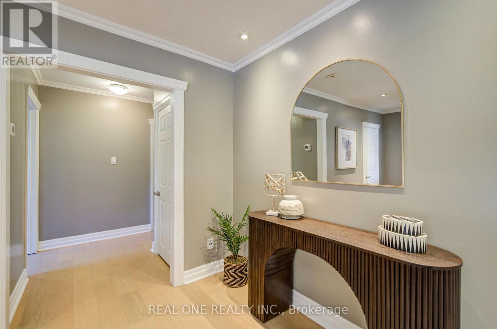 1099 KENT AVENUE - 5