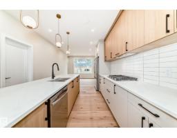 9637 85 St Nw, Edmonton, AB T6C3E3 Photo 22