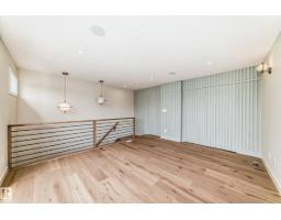 9637 85 St Nw, Edmonton, AB T6C3E3 Photo 66