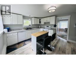 2pc Ensuite bath - 8414 Highway 209, Port Greville, NS B0M1S0 Photo 11
