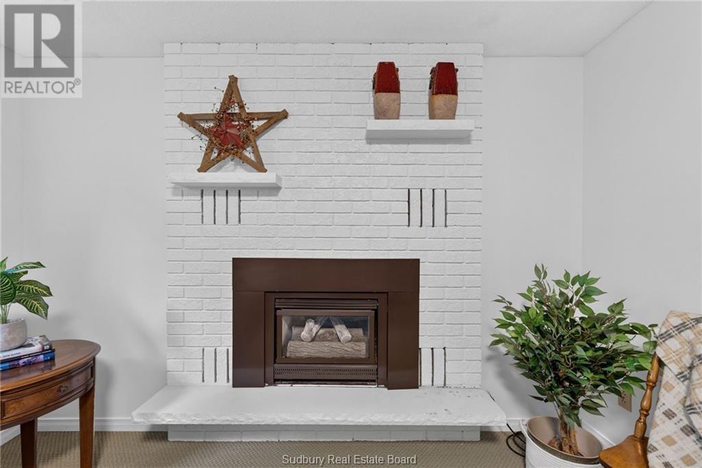 363 Woodland Avenue - Image 40