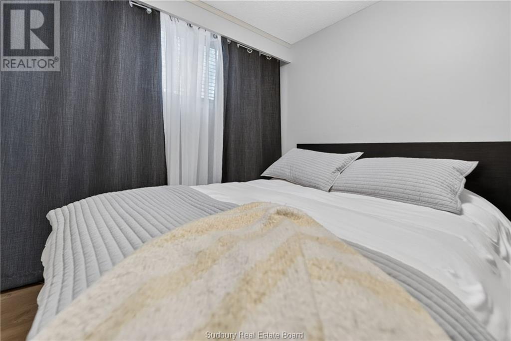 363 Woodland Avenue - Image 43