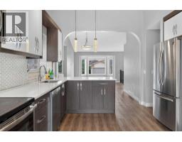 Bedroom - 48 Shawfield Road Sw, Calgary, AB T2Y1Y7 Photo 10