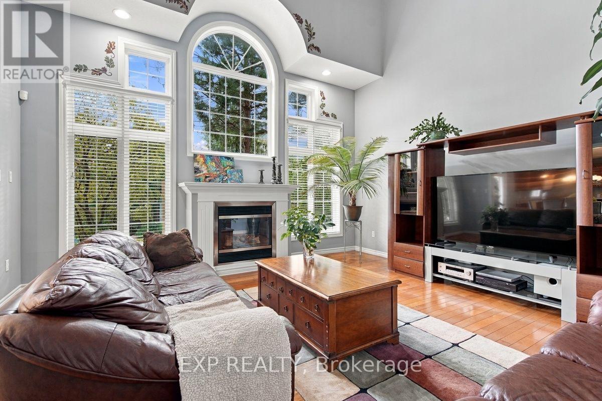 281 CHAMBERS AVENUE - 11