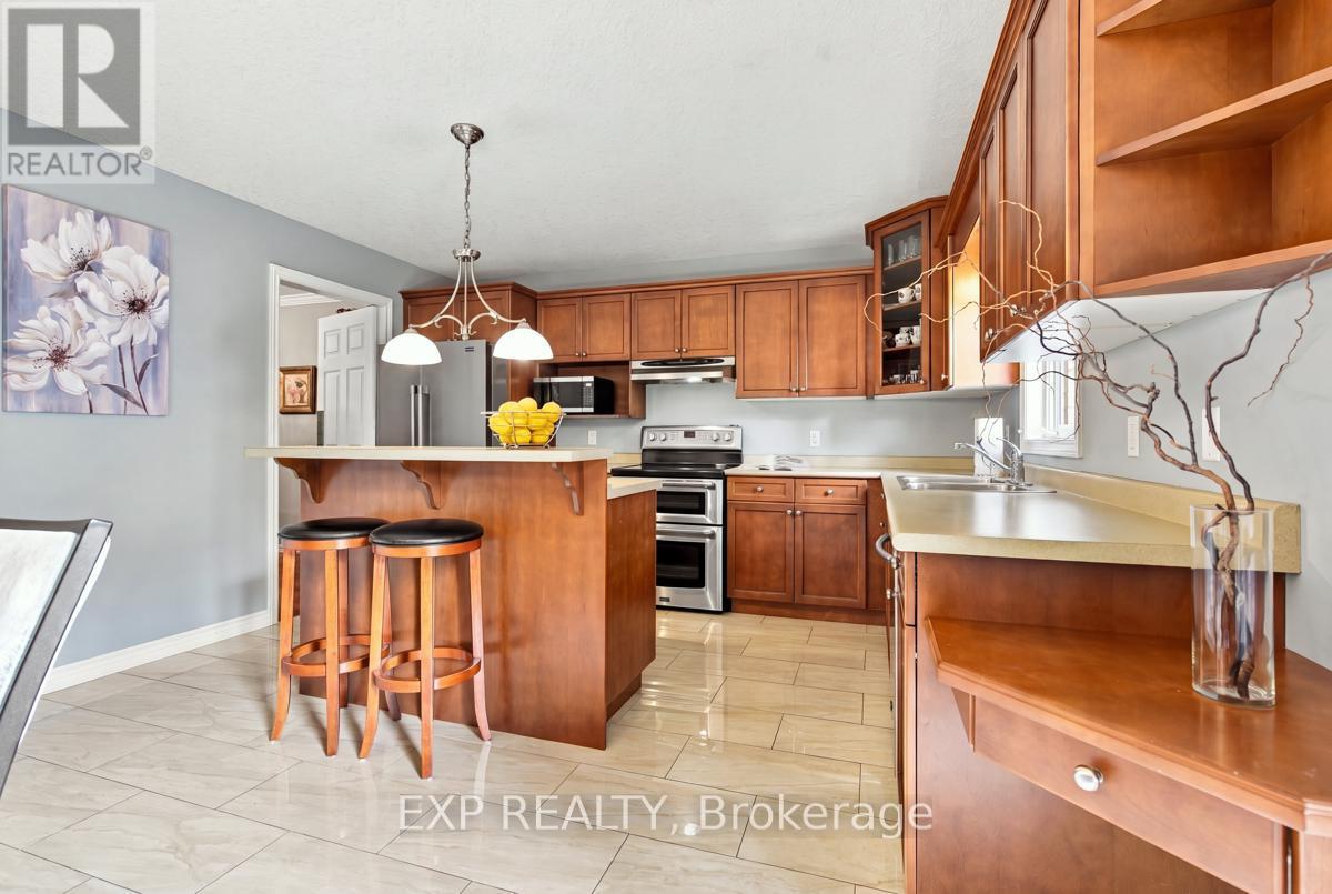 281 CHAMBERS AVENUE - 7