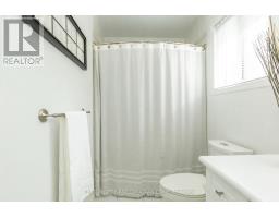 564 Cuthbert Circle, London South, ON N6M1K6 Photo 23