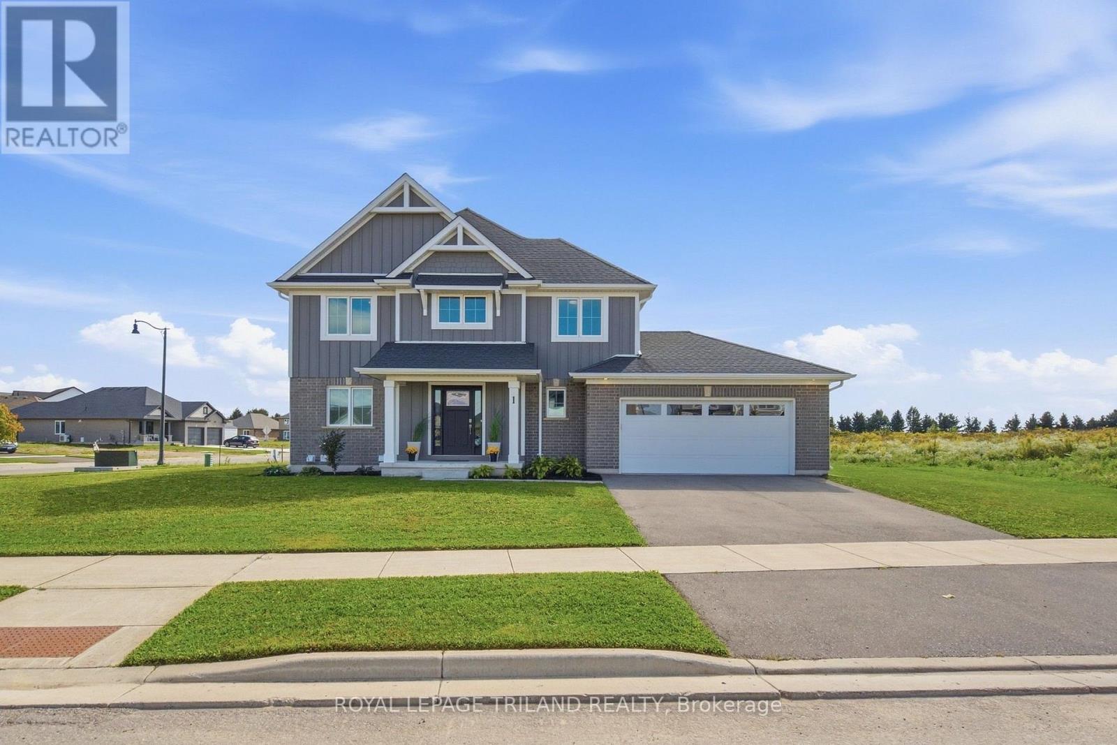 1 HAWKE Lane, St. Thomas, Ontario, N5R0M4, St. Thomas, Ontario — photo 1 of 5