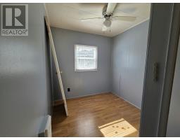 1 Wildwood Avenue thumbnail 14