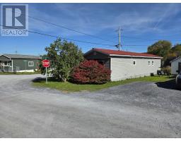 1 Wildwood Avenue thumbnail 16