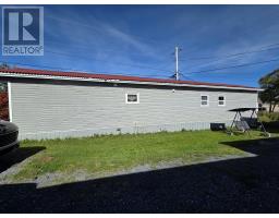1 Wildwood Avenue thumbnail 18