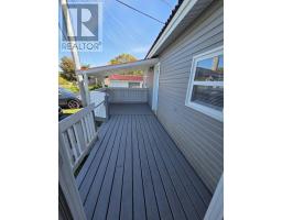 1 Wildwood Avenue thumbnail 3