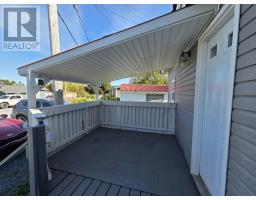 1 Wildwood Avenue thumbnail 4